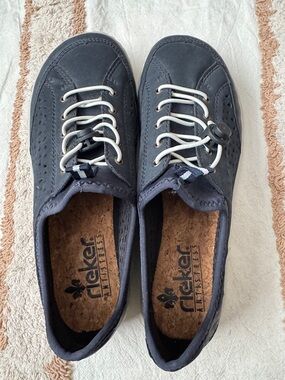 BNWT Rieker Navy Slip-On Casual Shoes with Quick Lacing